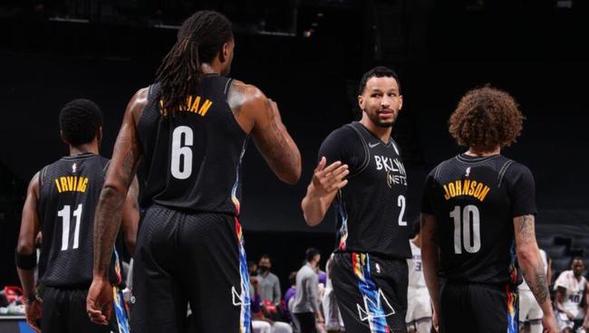 三人占河道 三人占河道