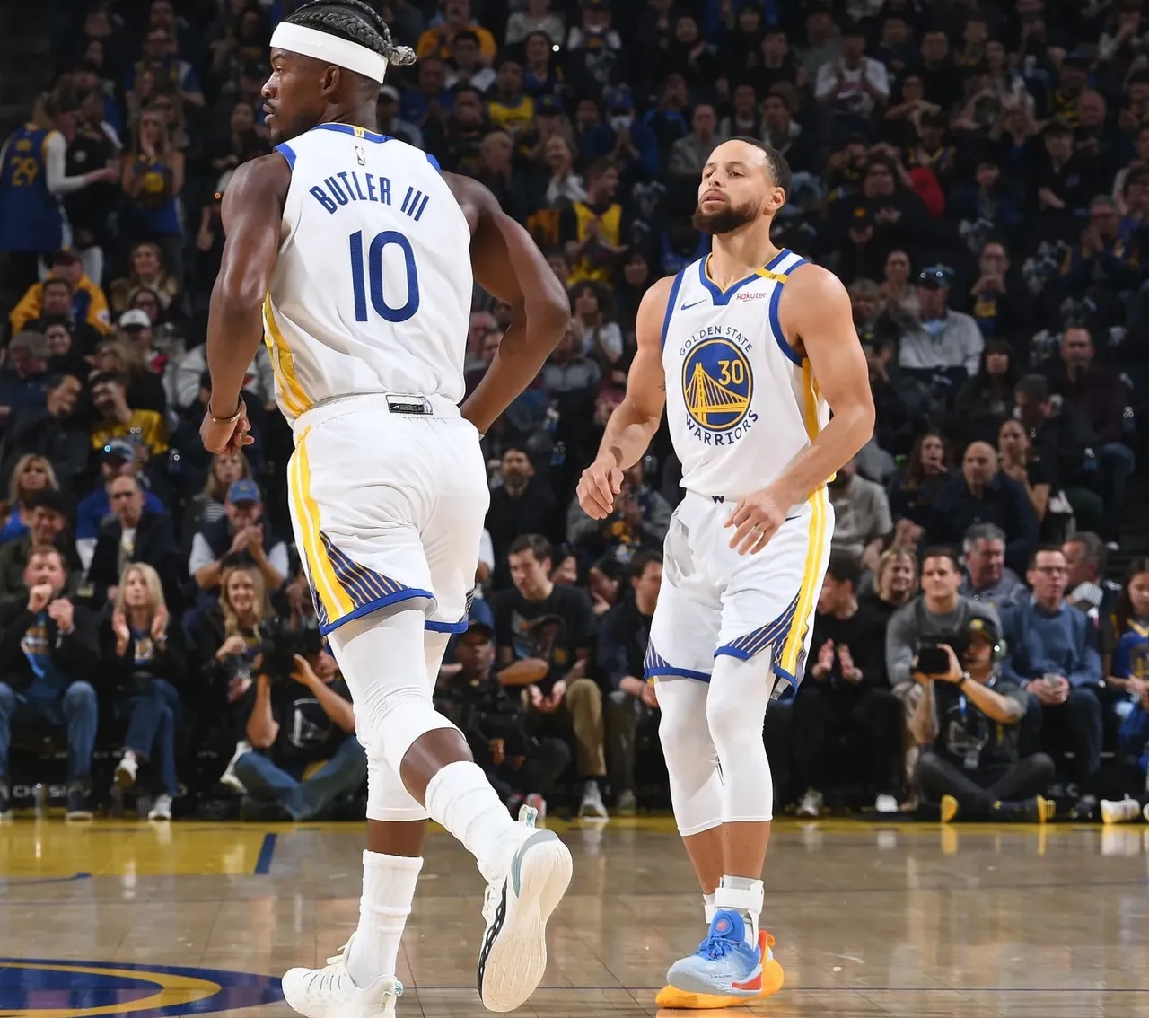 顺势回传给 顺势回传给