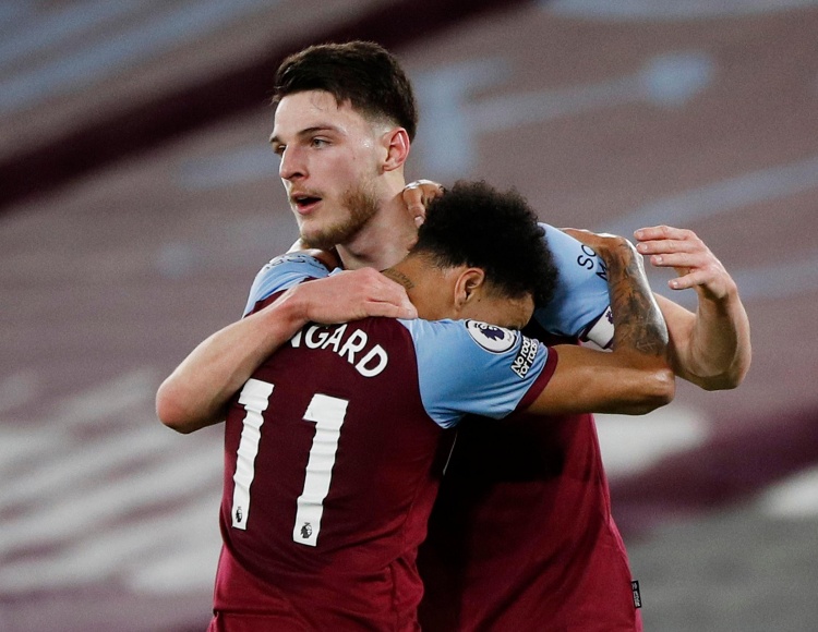 条热搜里 条热搜里